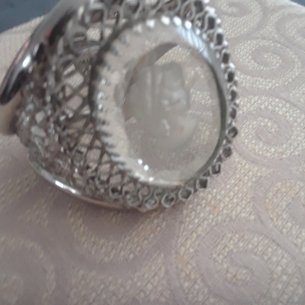 Cameo purse/make-up bag and bracelet - Picture 16 of 16